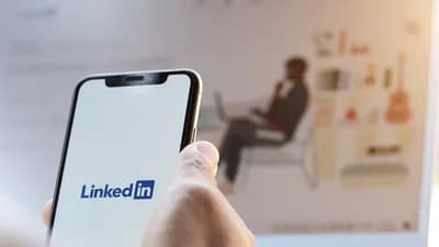1. Jakie zdjęcie widnieje na Twoim profilu na LinkedIn?